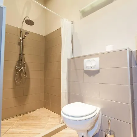 Fancy Ernesto Apartament